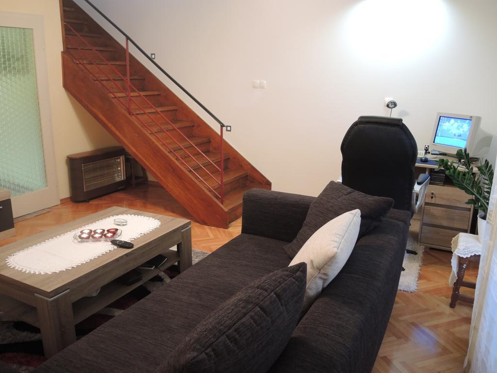 Apartment In Centre For 7 Split Habitación foto
